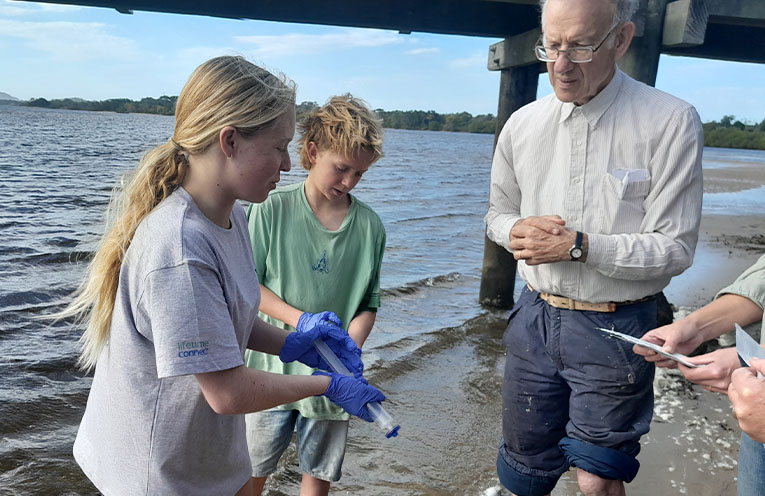 Water sampling conducted on the Macleay after prize win