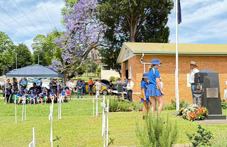 Medlow Public School students, as always, played a valued role in the service conducted by the Taylors Arm branch of the Vietnam Veterans Association.