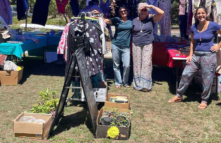 Holiday market fun at Stuarts Point