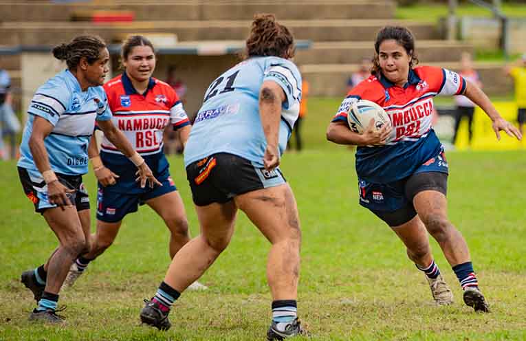 Wins to Comets, Panthers and Seahorses in Group 2 contests