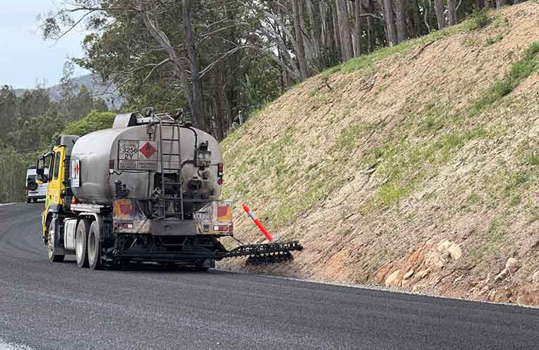 Pothole repairs and resealing works underway across Valley