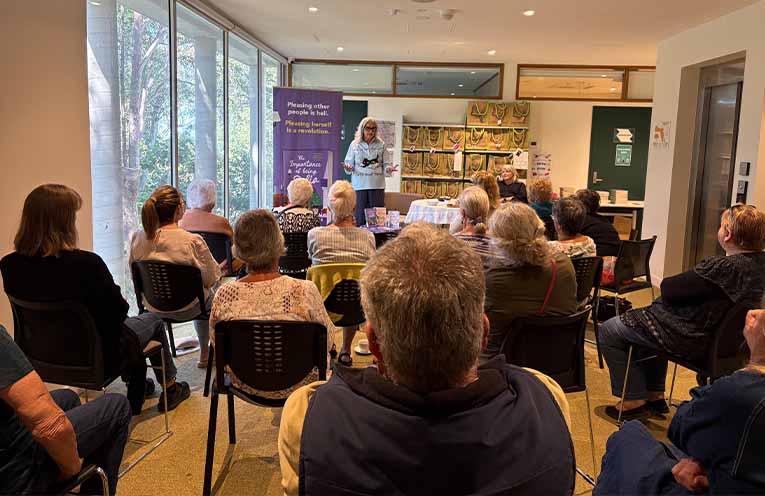 Best-selling author Meredith Jaffe speaks at Nambucca Heads Library