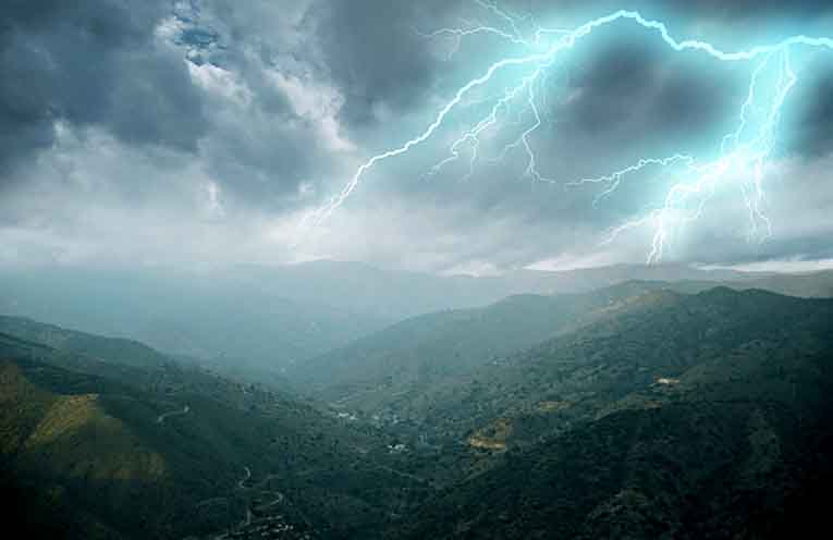 Thunderstorm asthma risk reminder